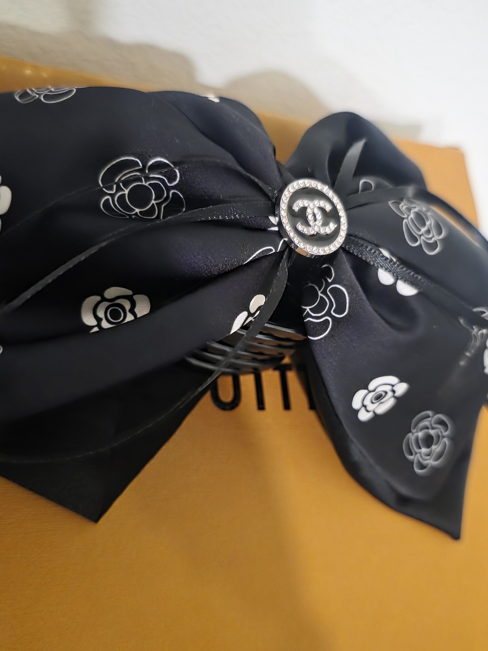 Black Floral Bow Hair Clip